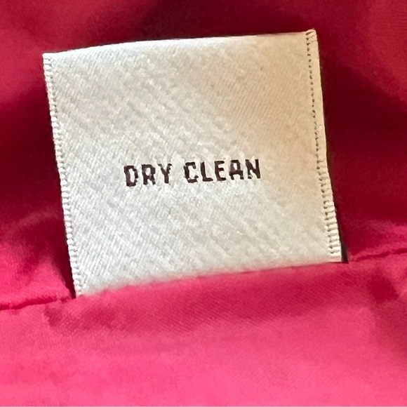 Talbots Mulberry Red Textured Button Front Blazer Jacket Tortoise Buttons Size 8 - Picture 6 of 6